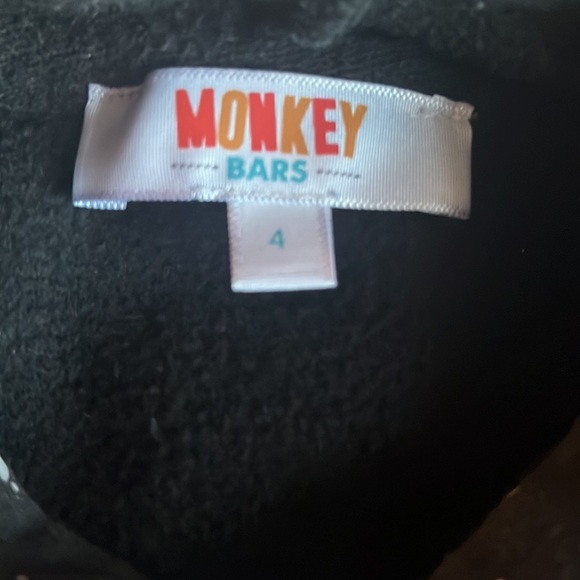 Boys hoodies - size 4 - Picture 2 of 2